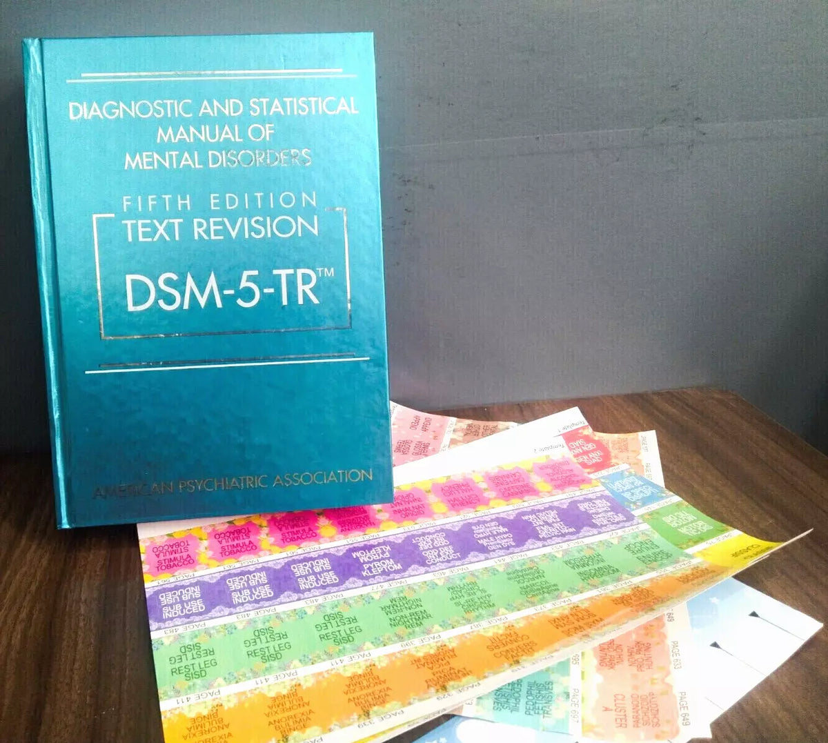 DSM-5-TR Hardcover with Index Tabs